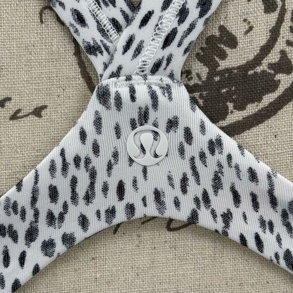 Lululemon Wrap It Up Tank Dottie Dash White Black / White Size 8 - Picture 6 of 10